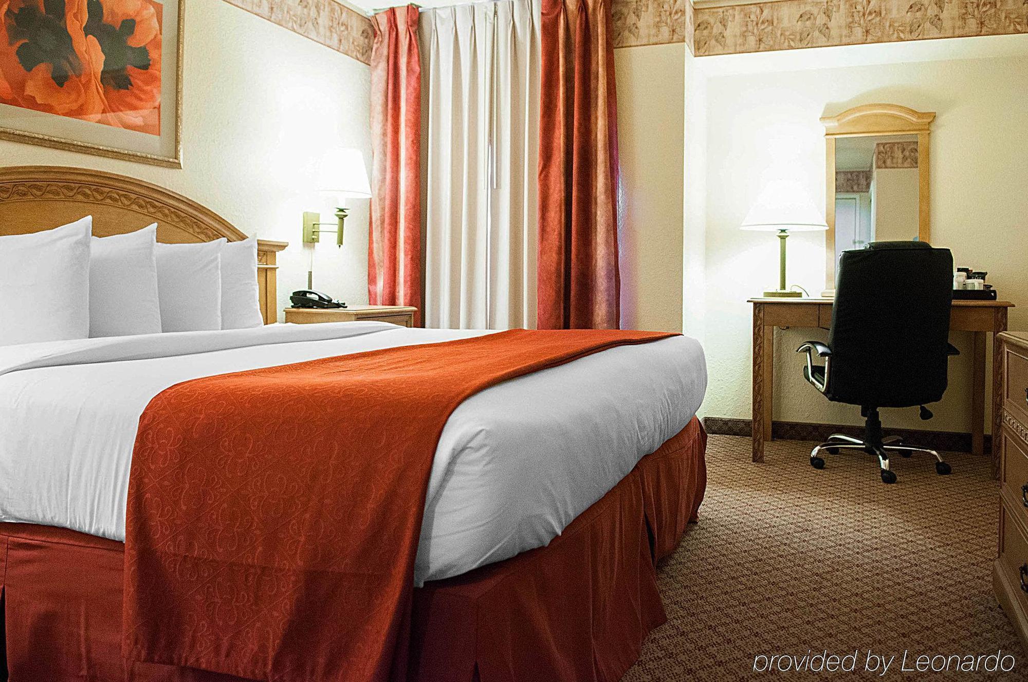אלבוקרקי Pan American Inn And Suites מראה חיצוני תמונה