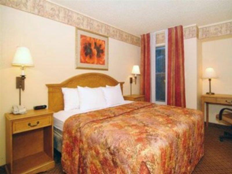 אלבוקרקי Pan American Inn And Suites מראה חיצוני תמונה