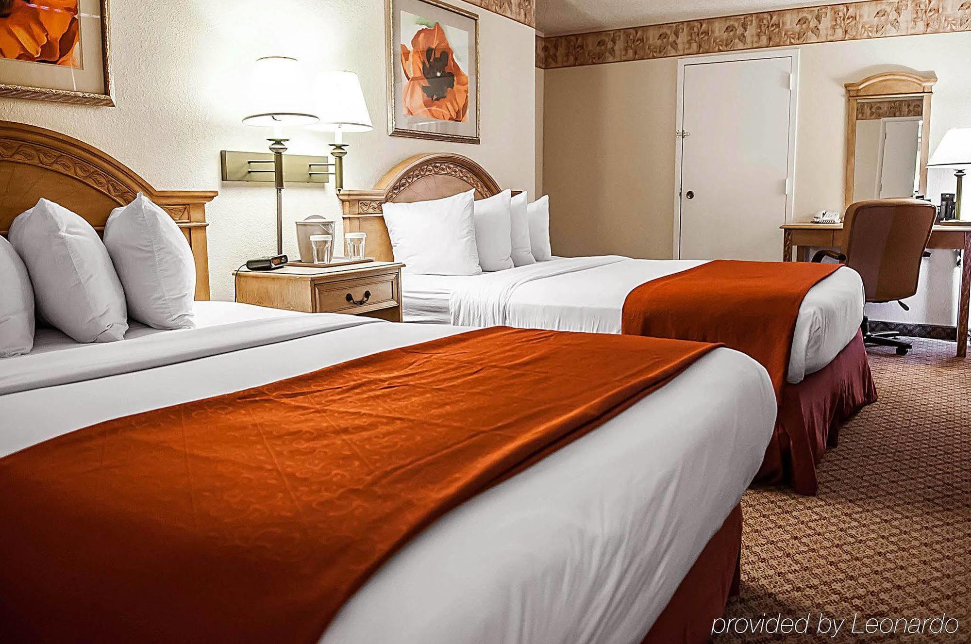 אלבוקרקי Pan American Inn And Suites מראה חיצוני תמונה