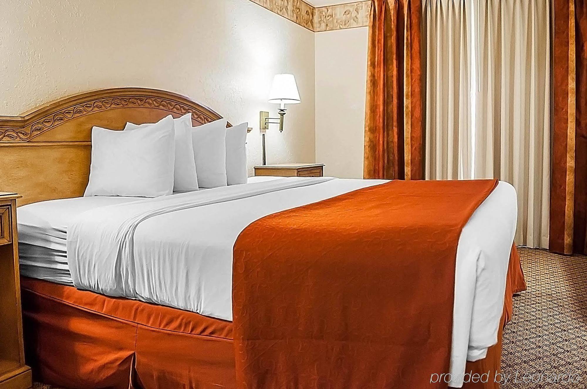 אלבוקרקי Pan American Inn And Suites מראה חיצוני תמונה
