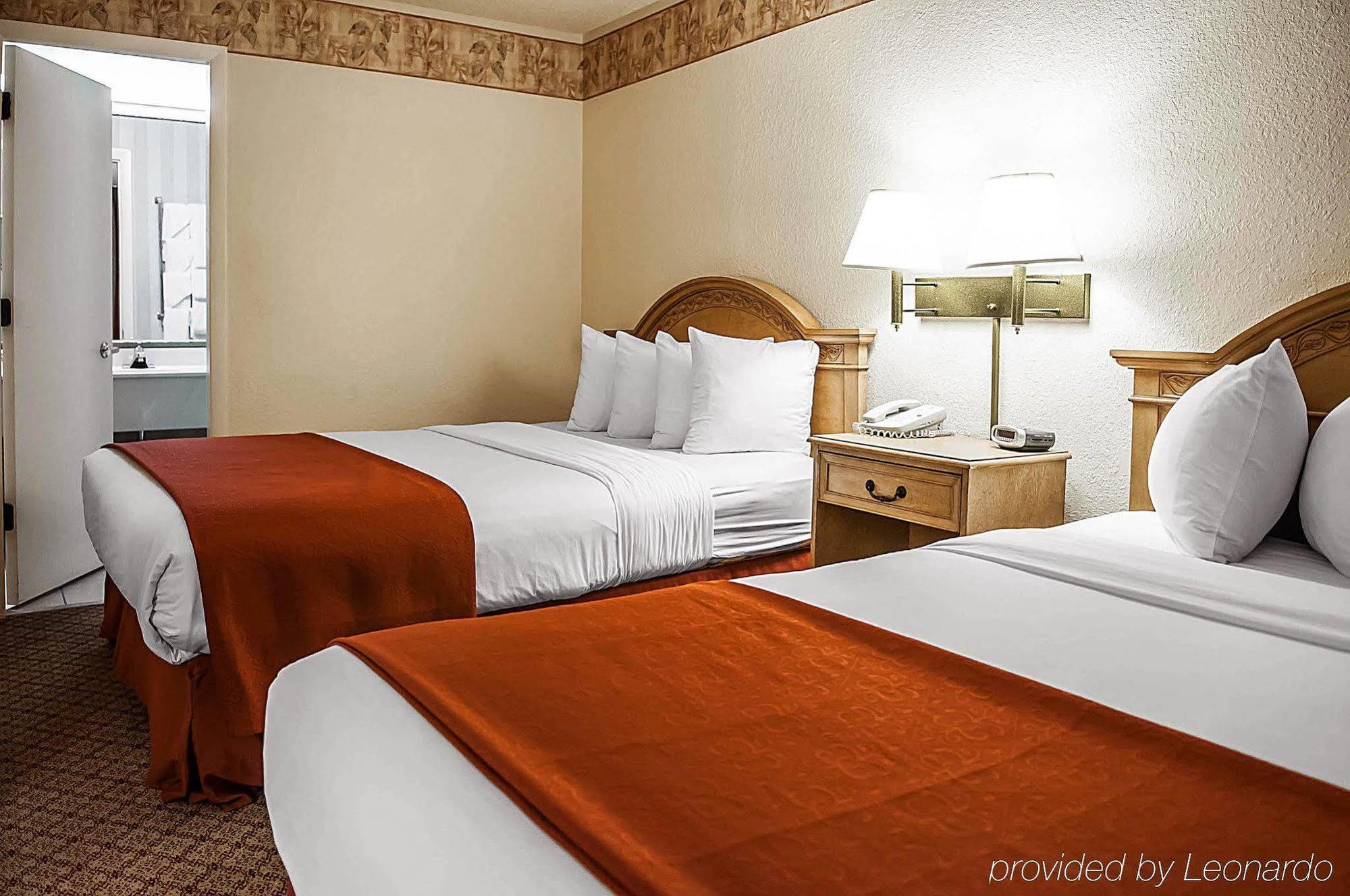 אלבוקרקי Pan American Inn And Suites מראה חיצוני תמונה