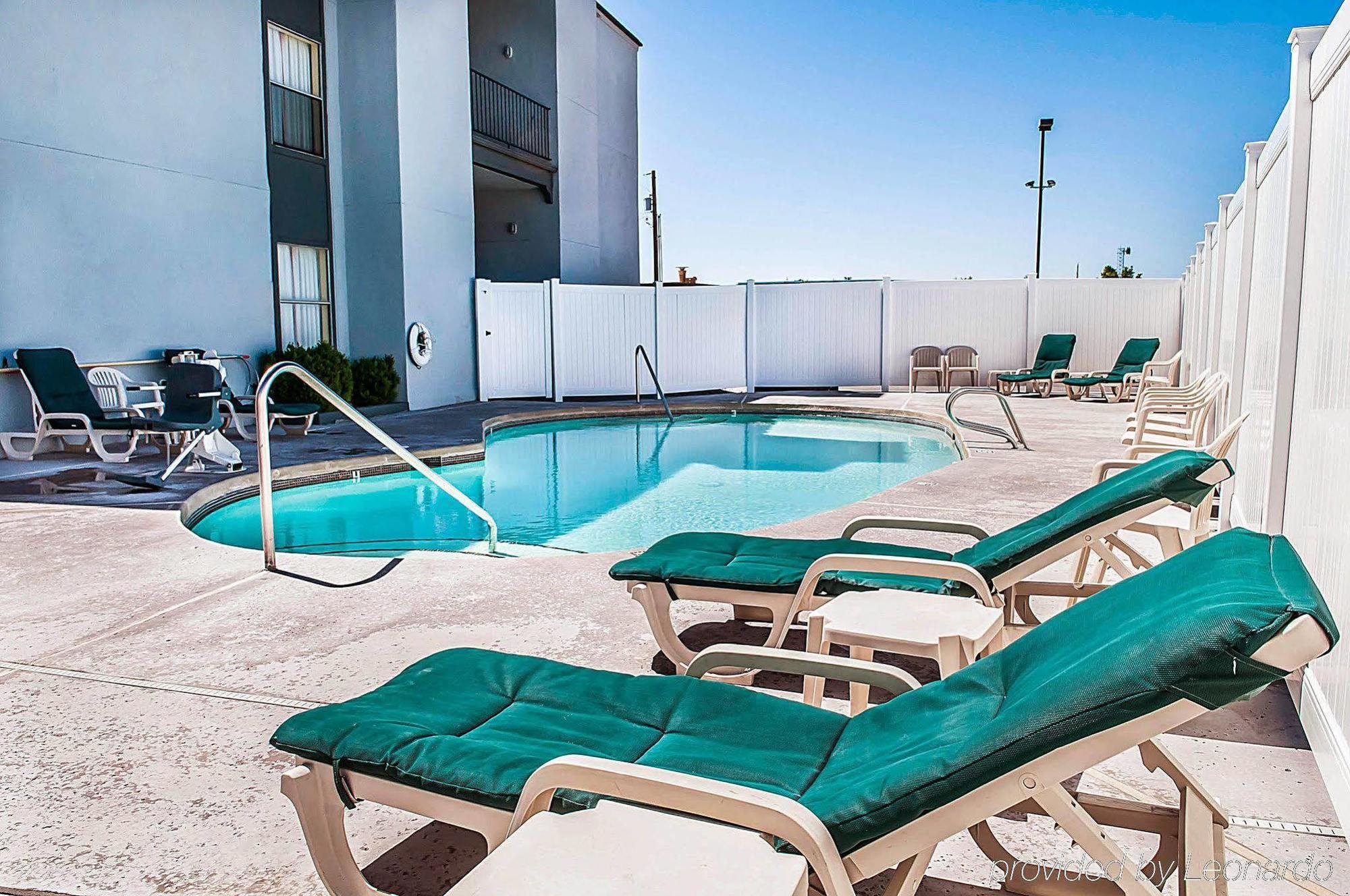אלבוקרקי Pan American Inn And Suites מראה חיצוני תמונה