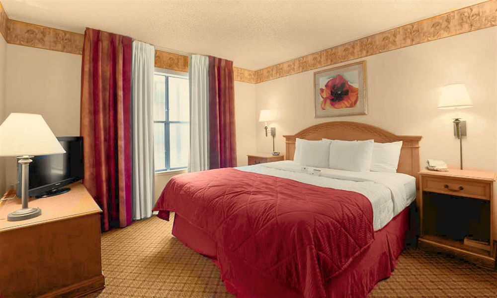 אלבוקרקי Pan American Inn And Suites מראה חיצוני תמונה