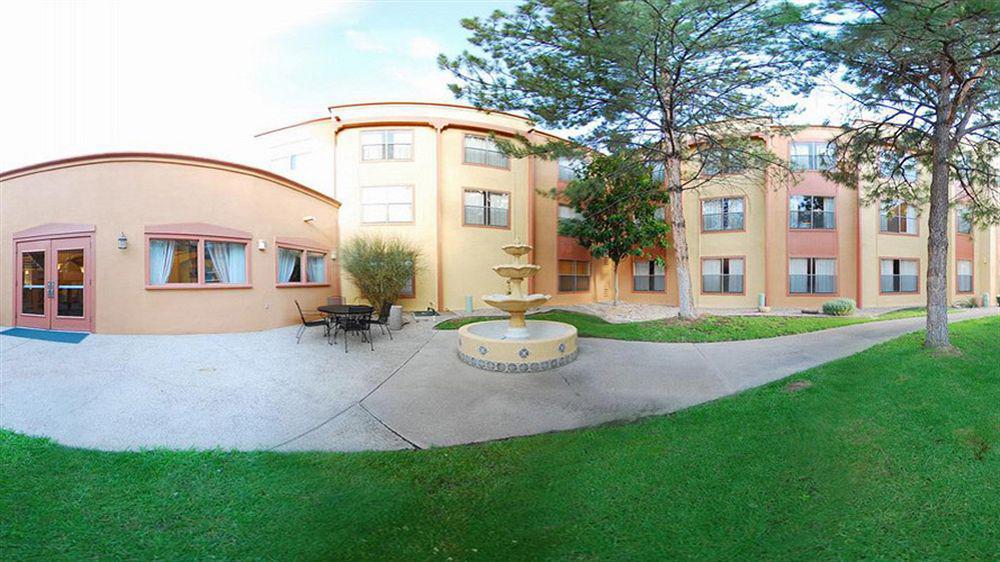 אלבוקרקי Pan American Inn And Suites מראה חיצוני תמונה