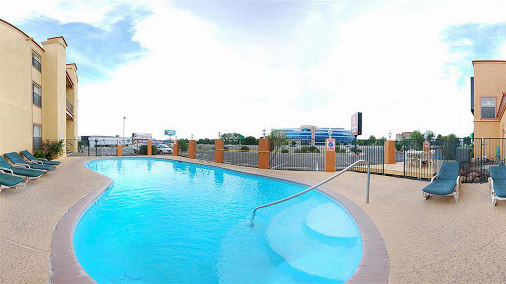 אלבוקרקי Pan American Inn And Suites מראה חיצוני תמונה